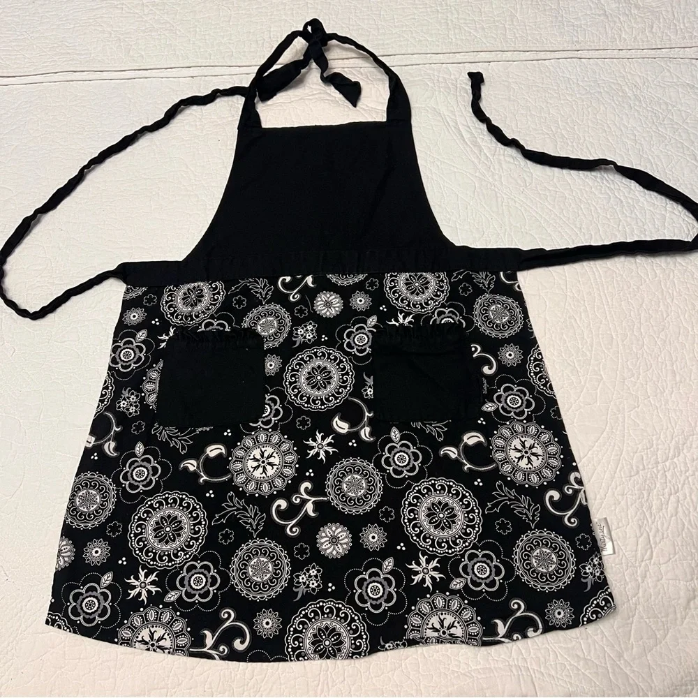 Thirty-One Black Cotton Mandala Print Kitchen Apron Women’s One Size new cond